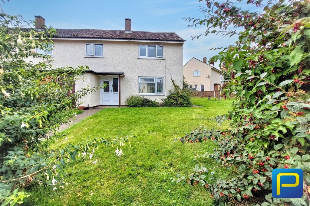 Property photo 2 of 26