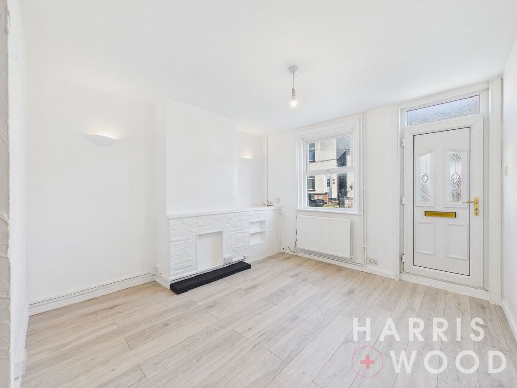 Property photo 3 of 24 4920943