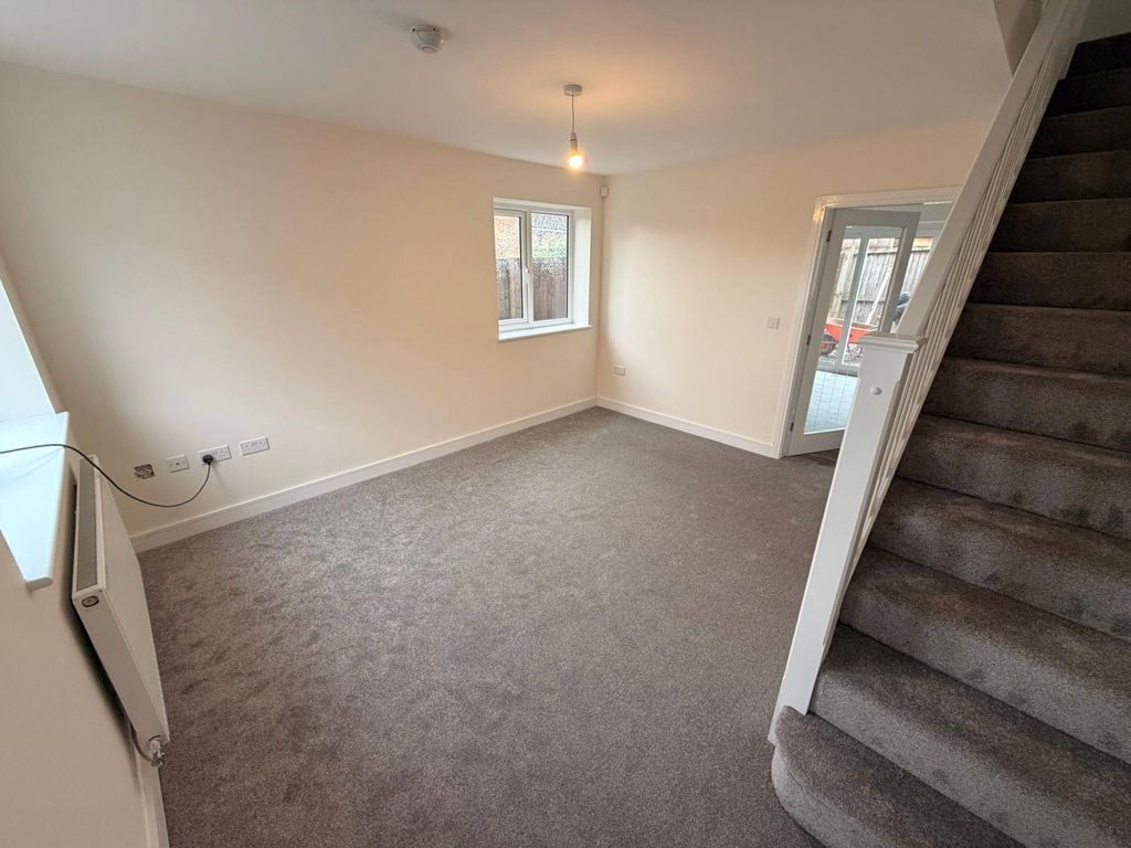 Property photo 3 of 17 Picture No. 19