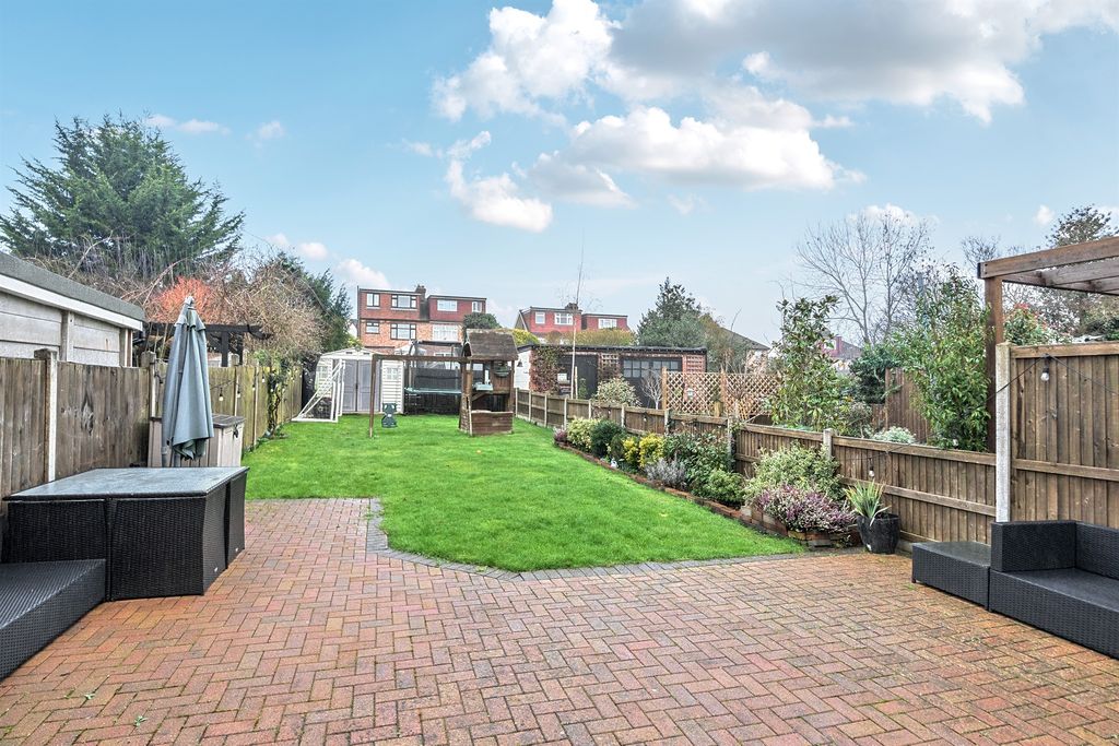 Property photo 2 of 13