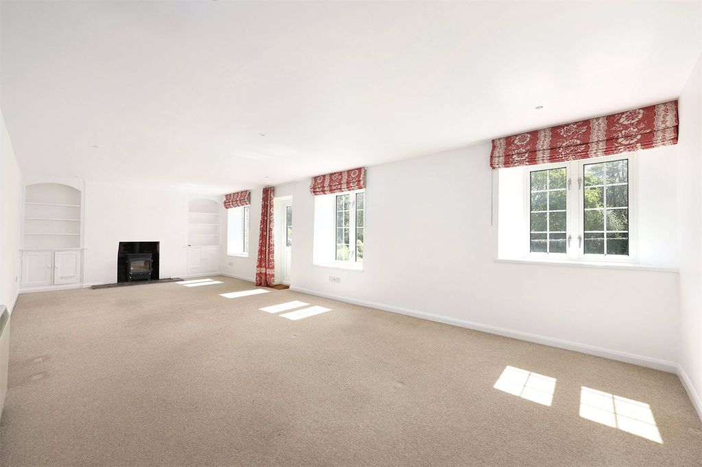 Property photo 2 of 31 Picture No. 06