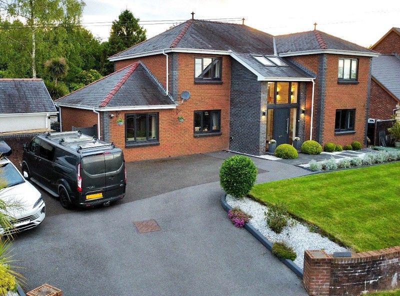 Property photo 1 of 32 Main Image