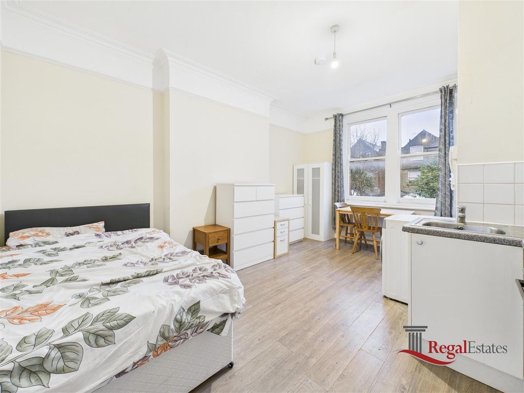 Property photo 1 of 6 Cam02489G0-Pr0244-Still001.Jpg