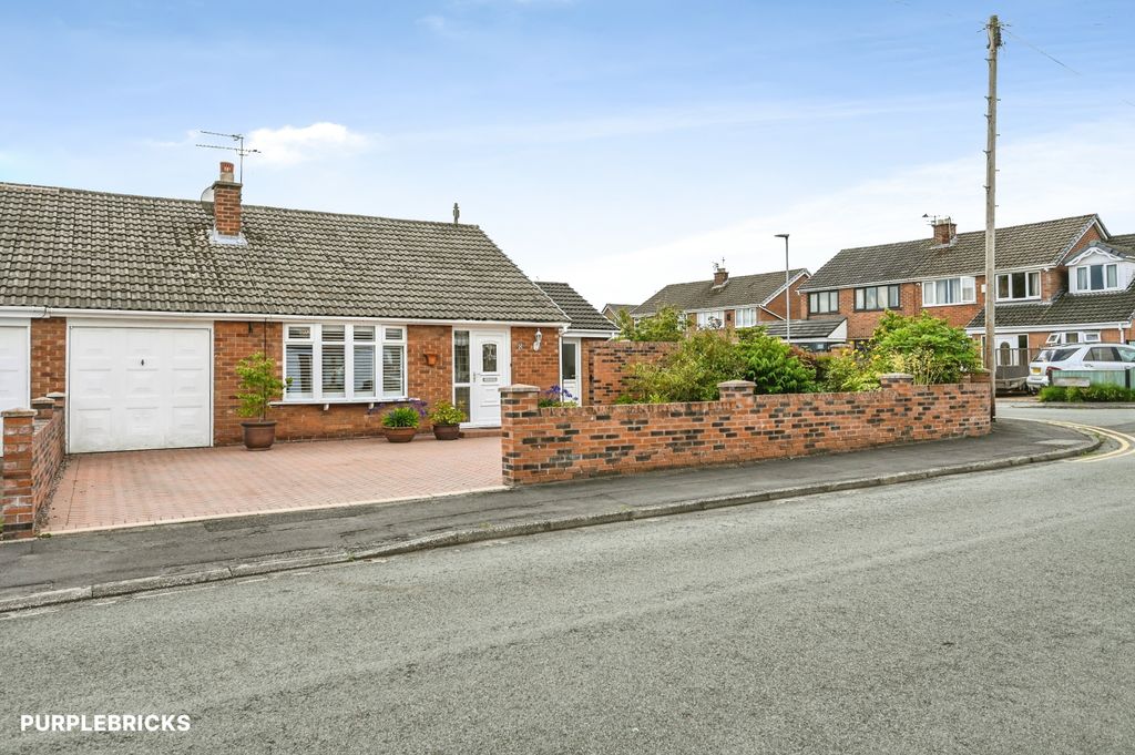 Property photo 1 of 34