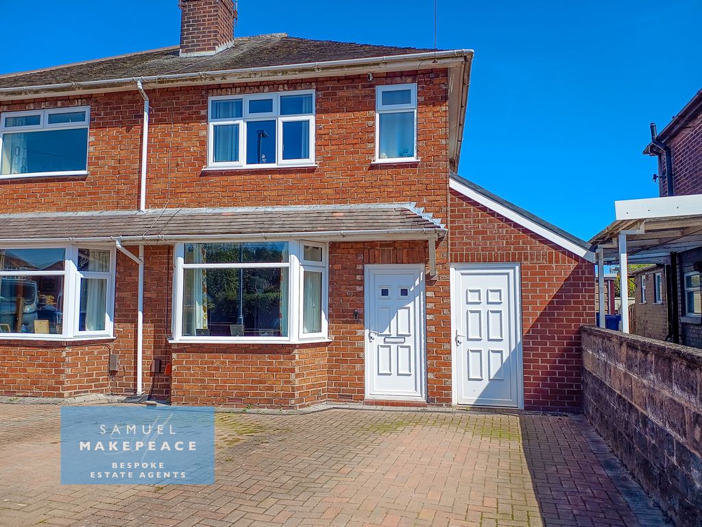 Property photo 1 of 18 Two Bedroom Semi Detached Property With Stunning Rear Garden