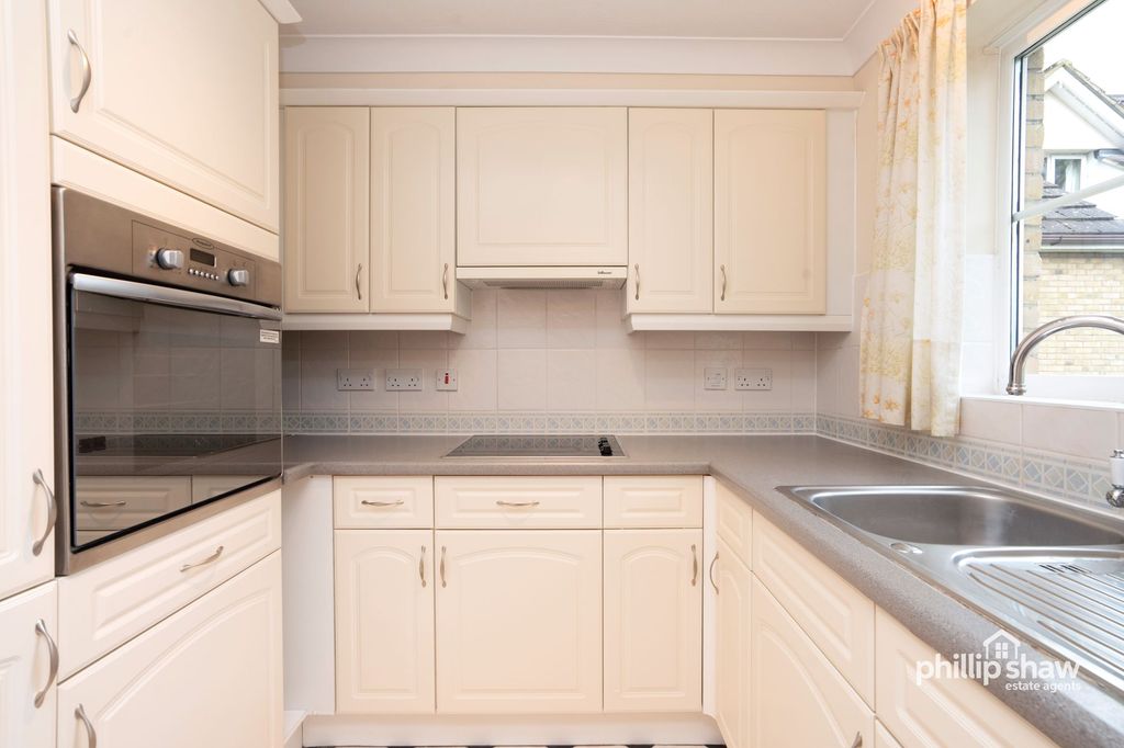 Property photo 2 of 7