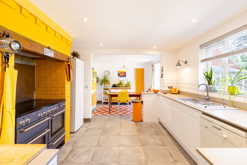 Property photo 3 of 39 5119206