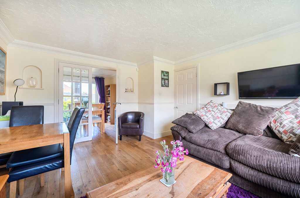 Property photo 3 of 26 1447345-6-69E8F8F...