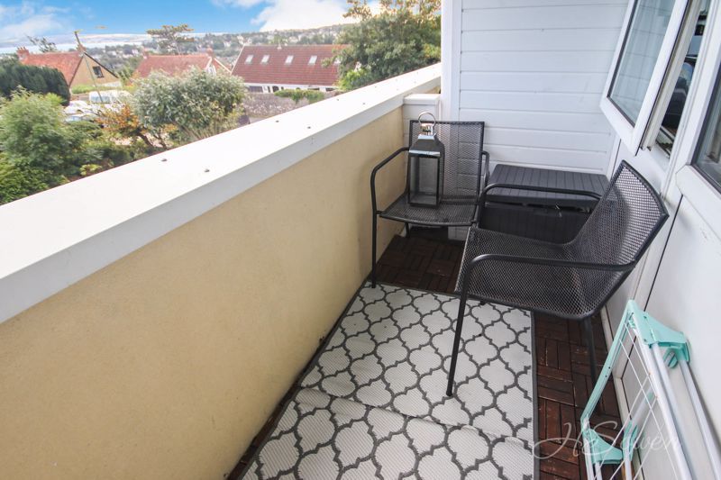 Property photo 2 of 8 Photo 5