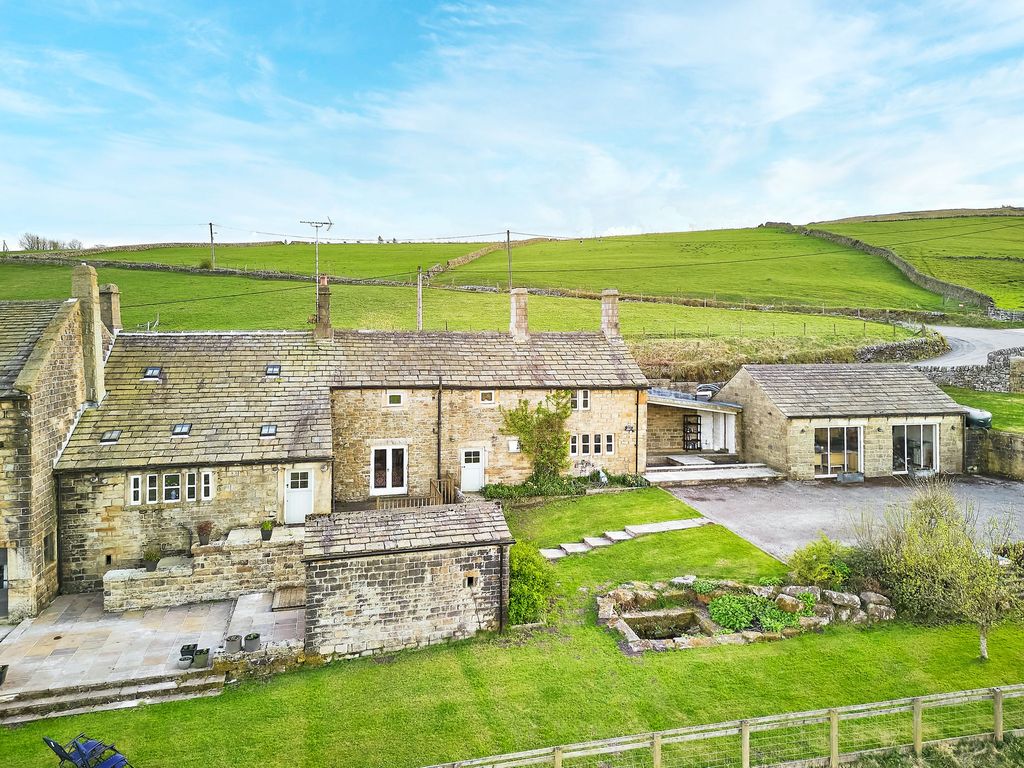 Property photo 3 of 59