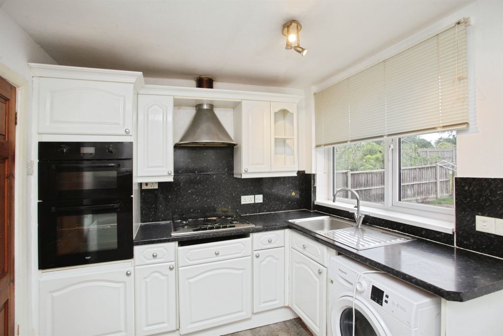 Property photo 3 of 20