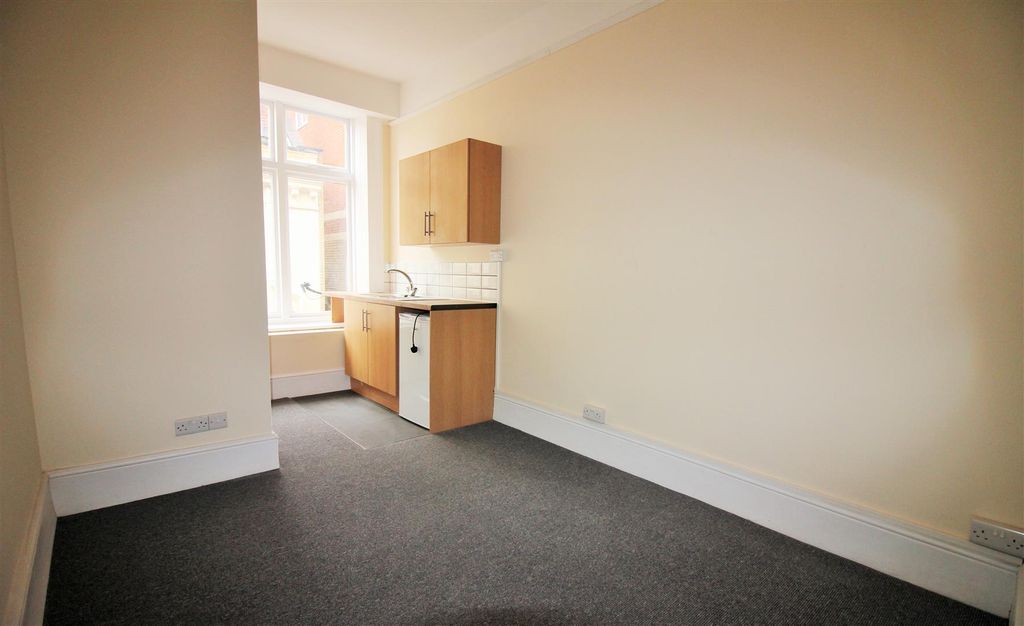 Property photo 2 of 3