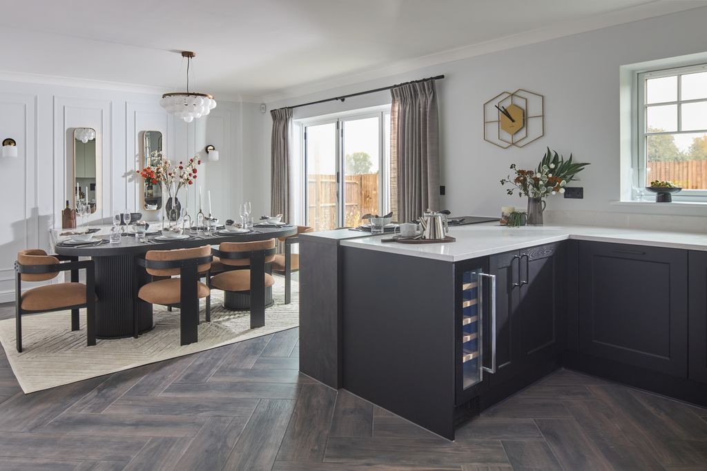 Property photo 3 of 13 Previous Showhome