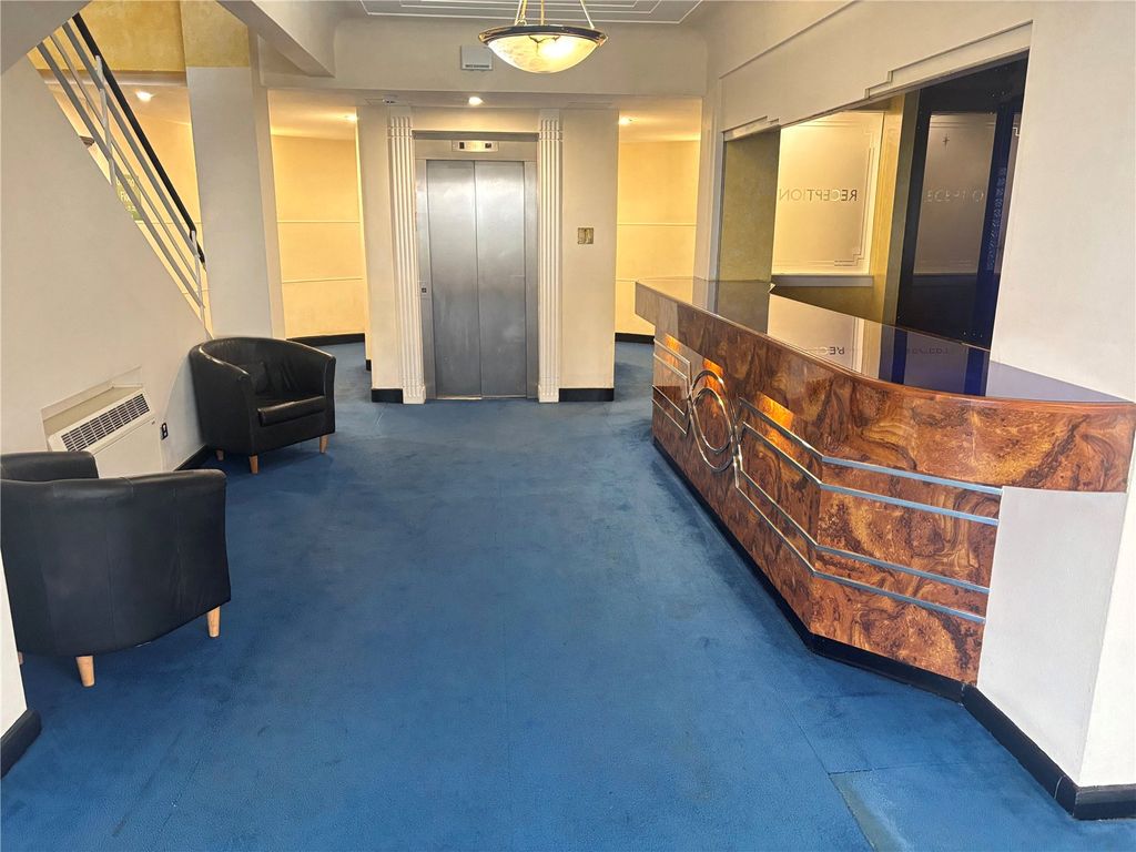 Property photo 3 of 12 Picture No. 10