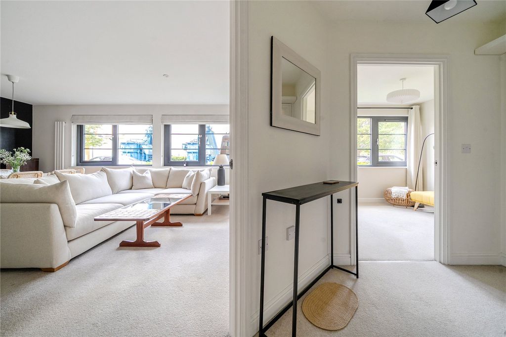 Property photo 1 of 16 Picture No. 17