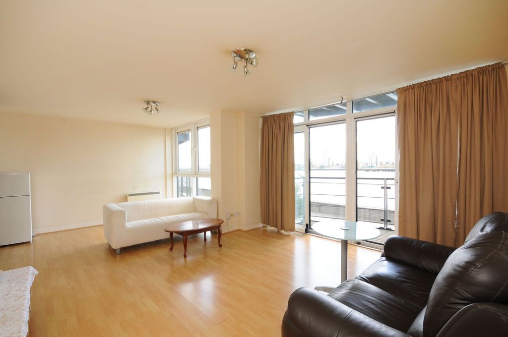 Property photo 3 of 9
