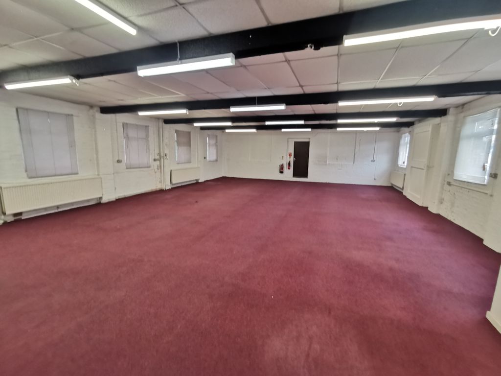 Property photo 2 of 3
