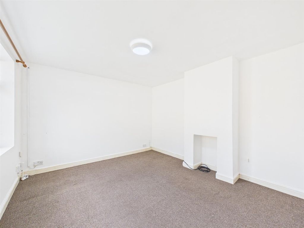 Property photo 2 of 10 Living Room.Jpg