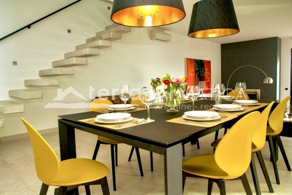 Property photo 1 of 19 A House In The Vicinity Of Omiš With A Panoramic View Of The