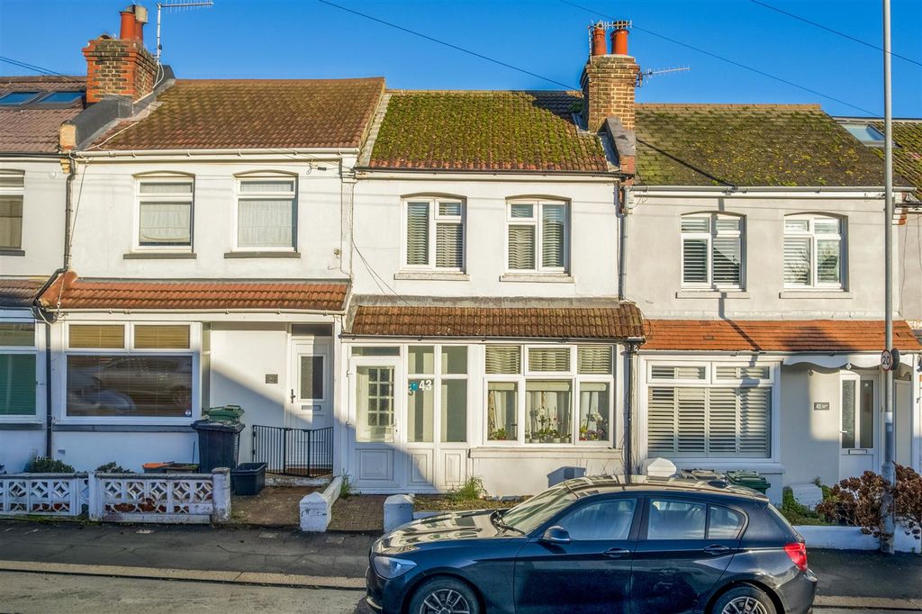 Property photo 1 of 15 43 Eastbrook Road-1.Jpg