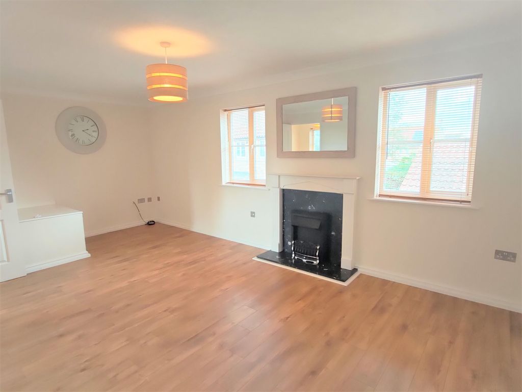 Property photo 3 of 9 Image