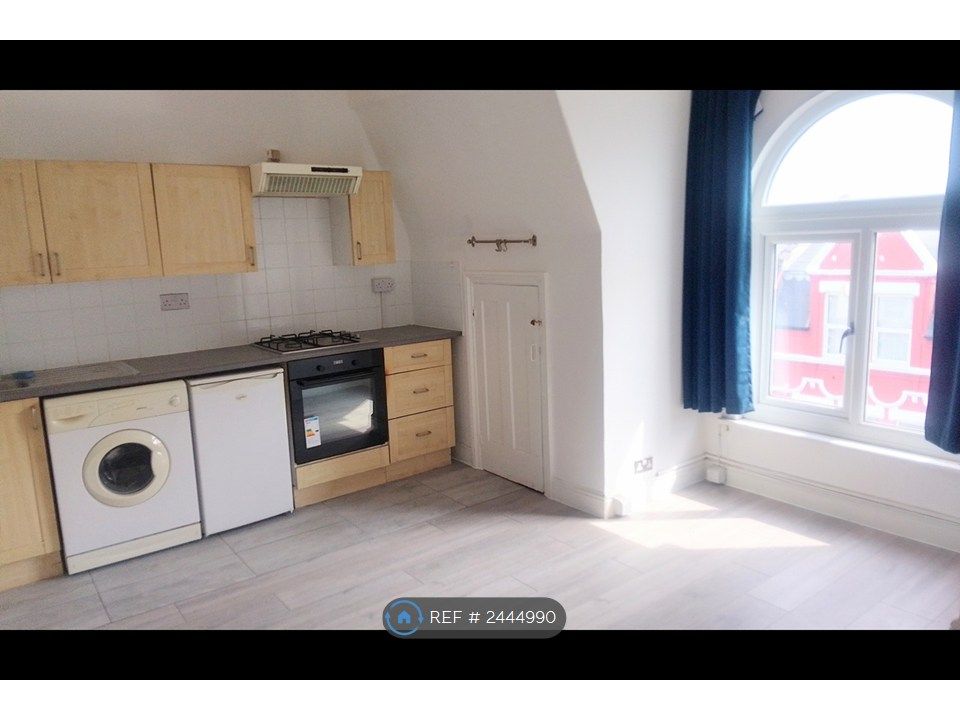 Property photo 1 of 4