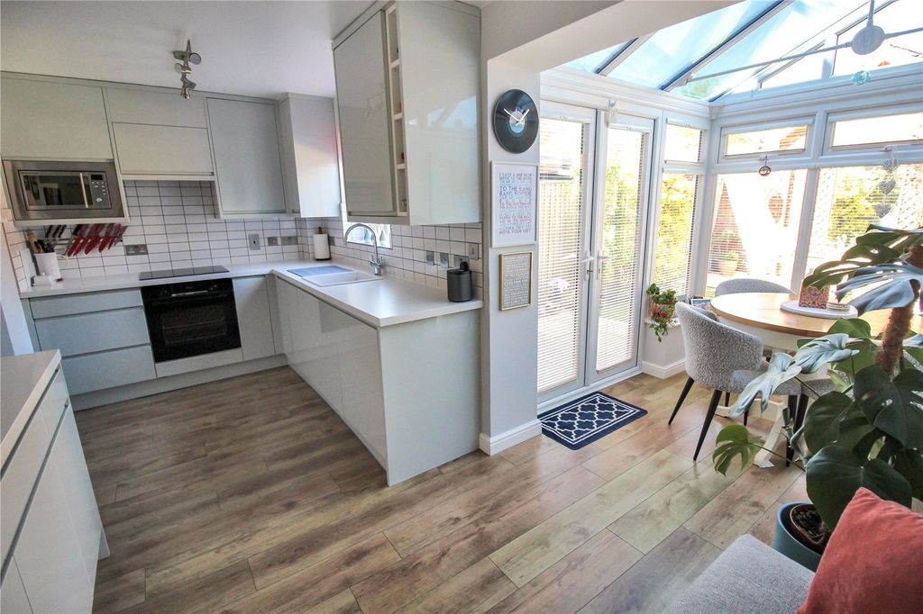 Property photo 2 of 18 Picture No. 07