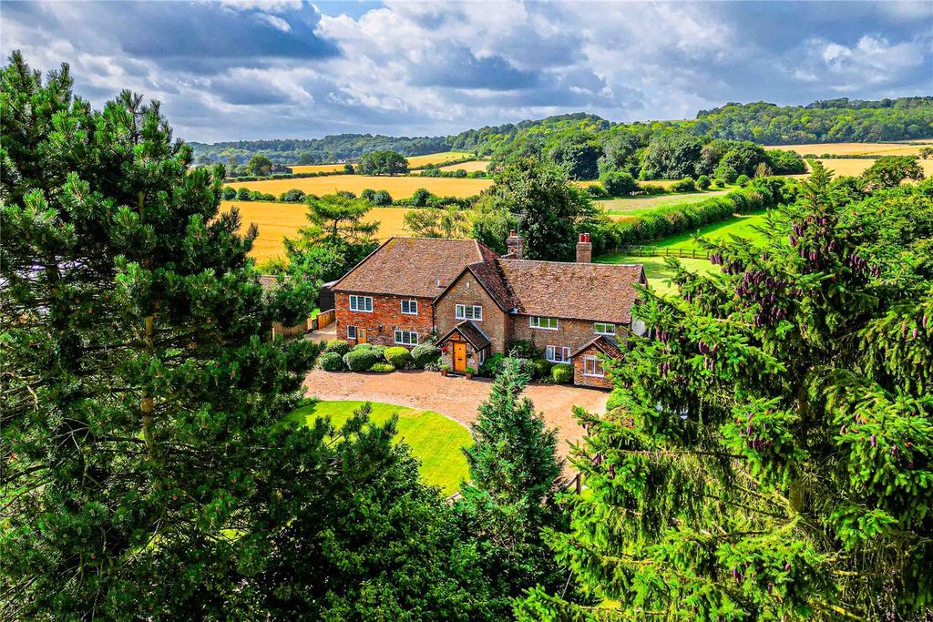 Property photo 1 of 52 Picture No. 02