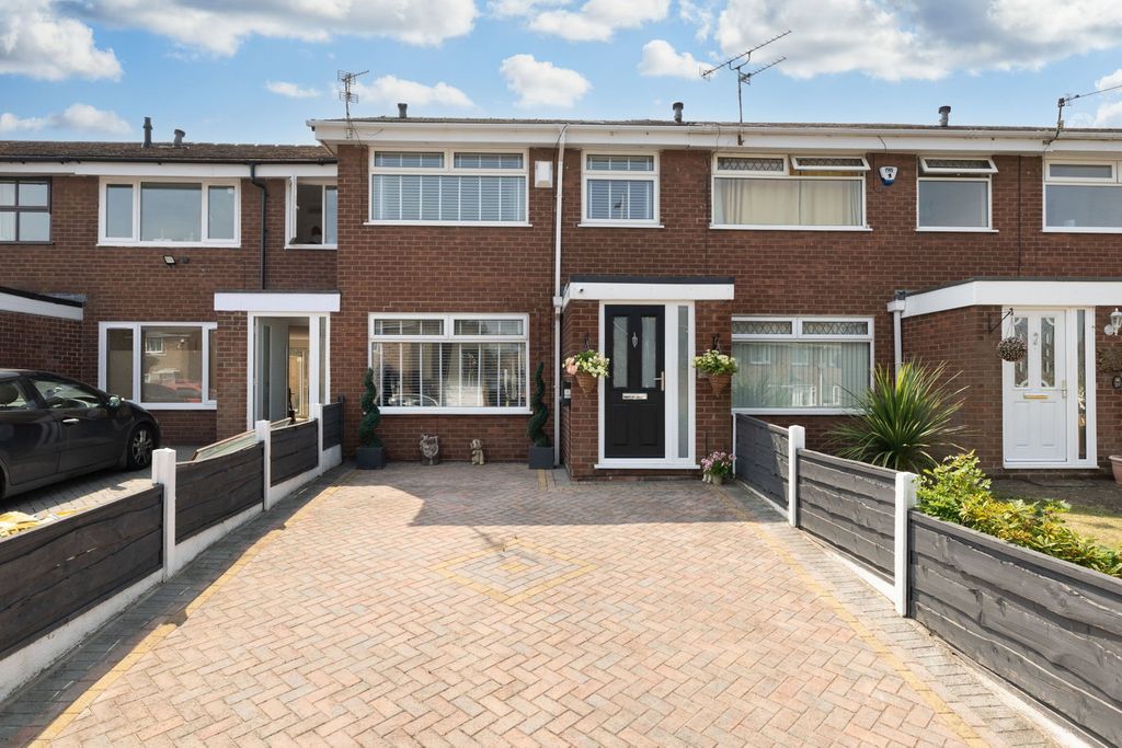Property photo 2 of 16