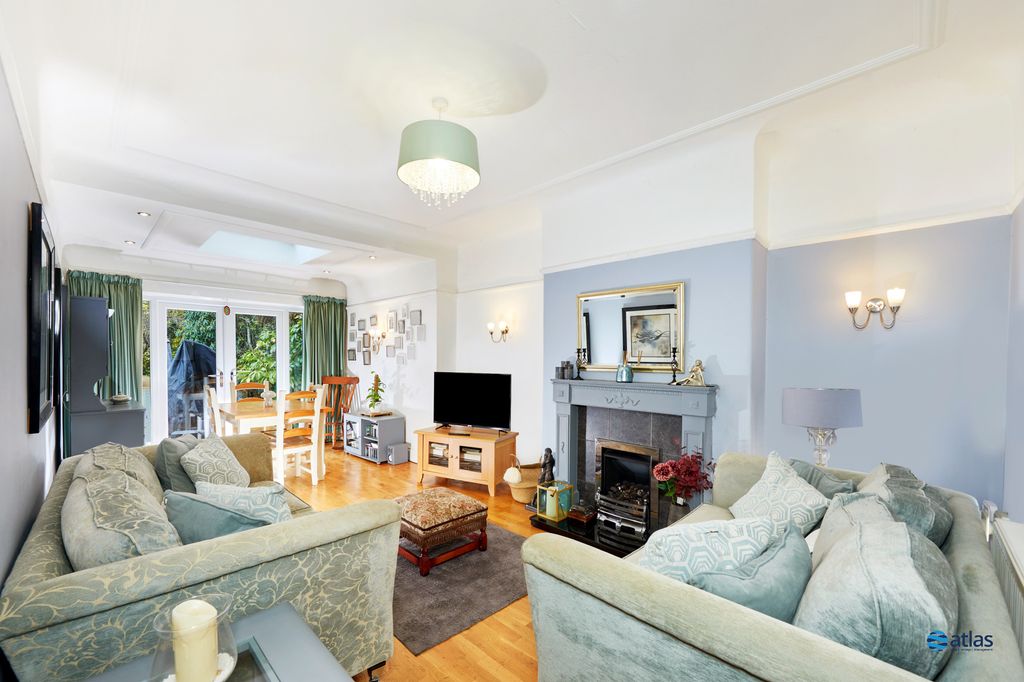 Property photo 2 of 19 Reception Room