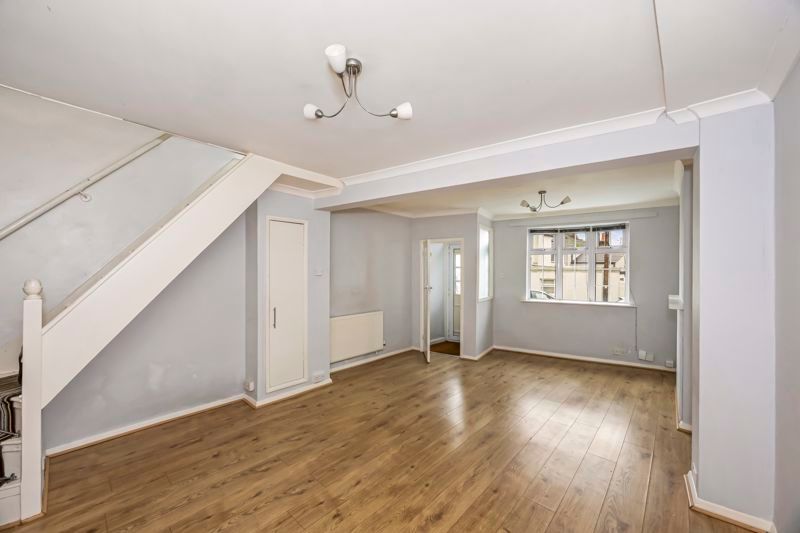 Property photo 2 of 17 Photo 18