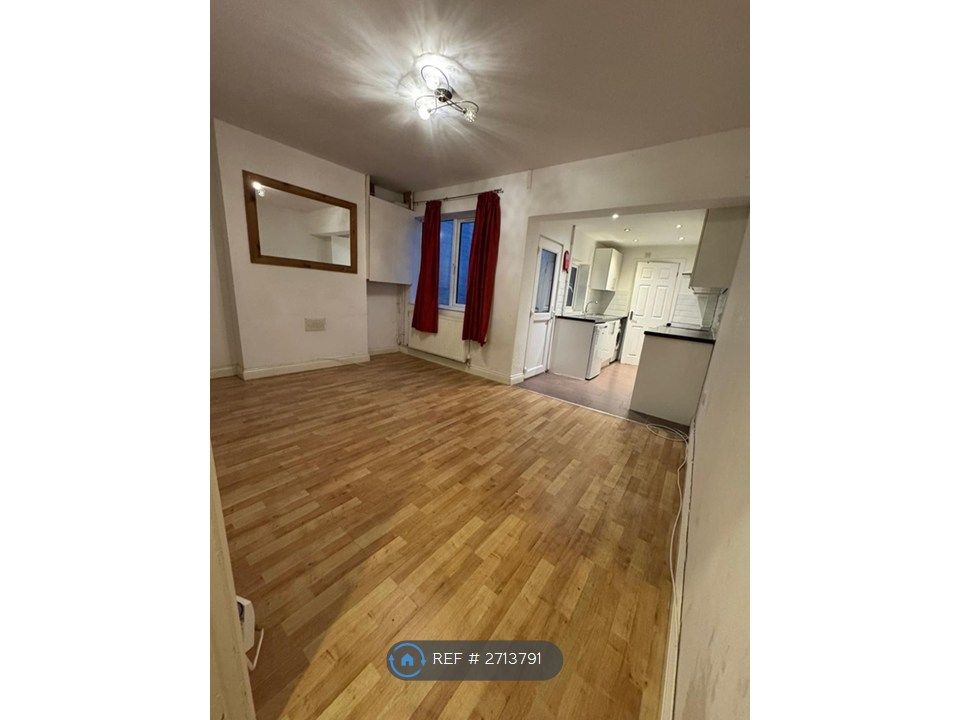 Property photo 3 of 11 Open Plan Kitchen & Living