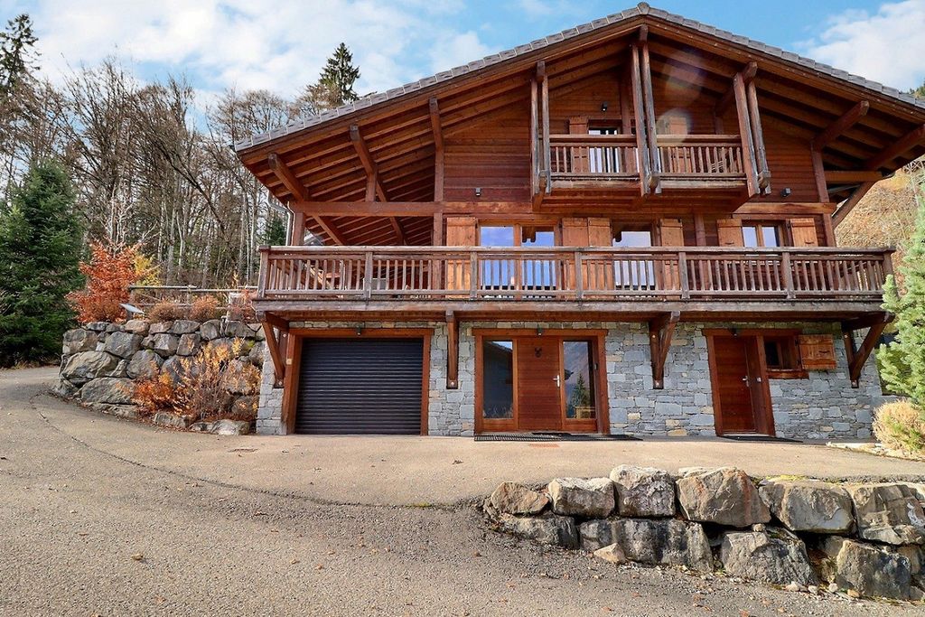 Property photo 2 of 26