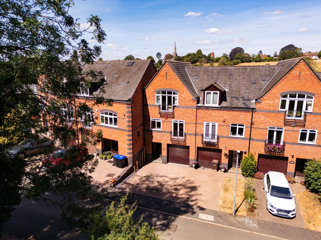 Property photo 1 of 50 5301982