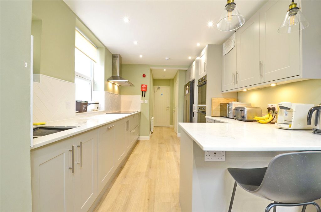 Property photo 2 of 15 Picture No. 02