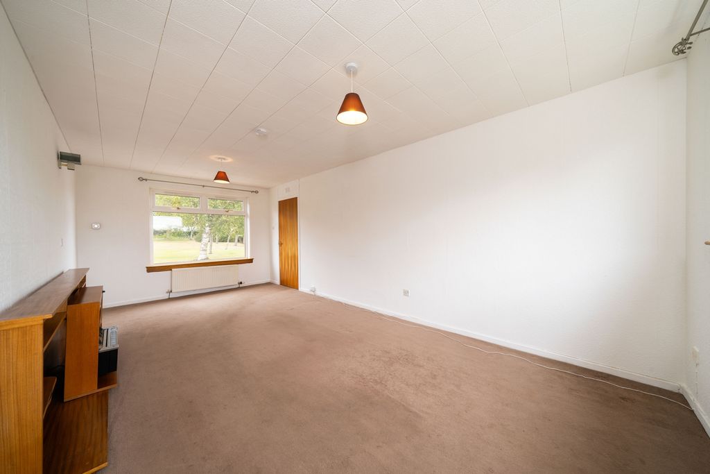 Property photo 3 of 20 Photo 12