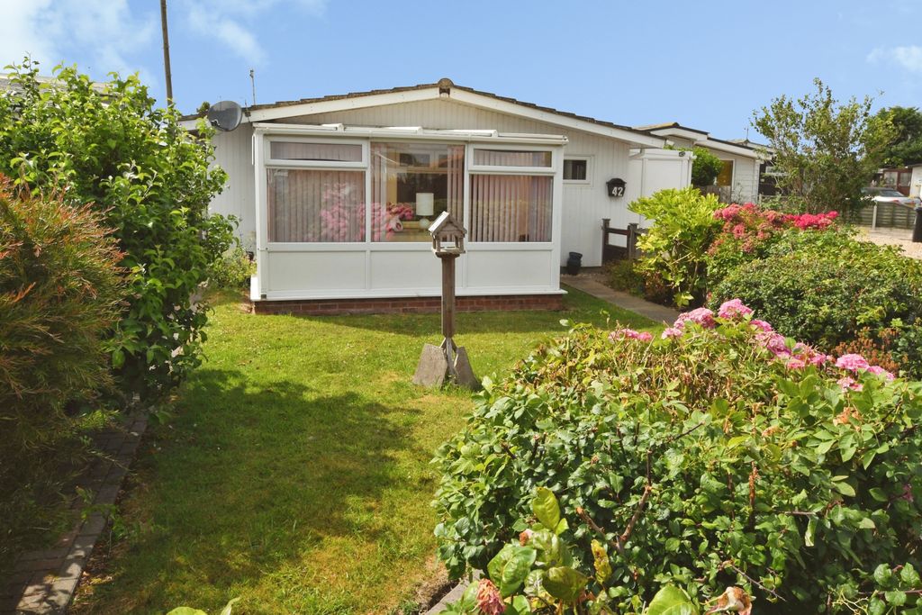 Property photo 1 of 23