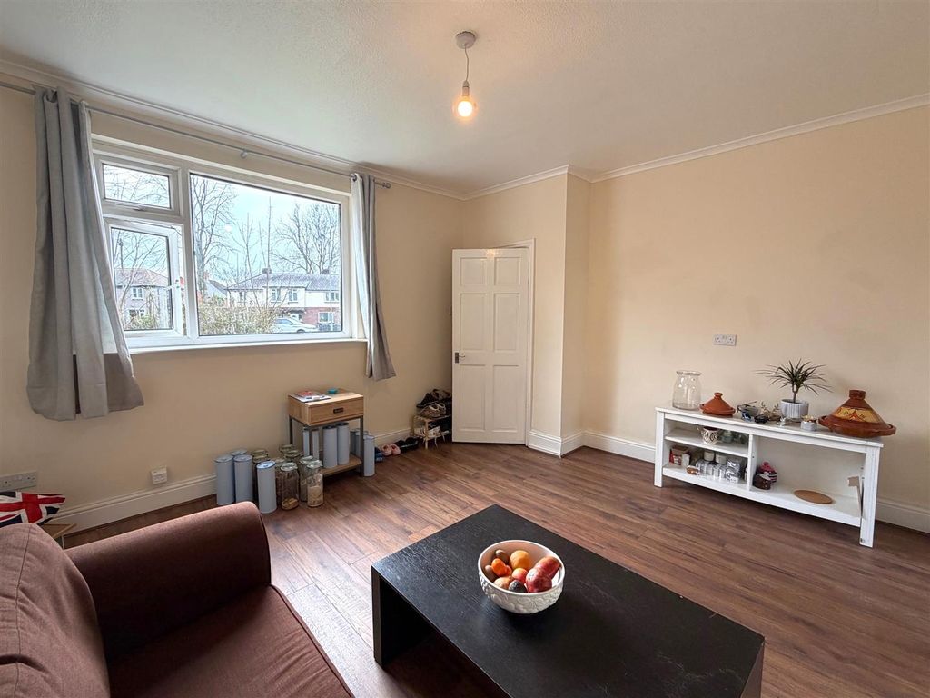 Property photo 2 of 15 B.Jpeg