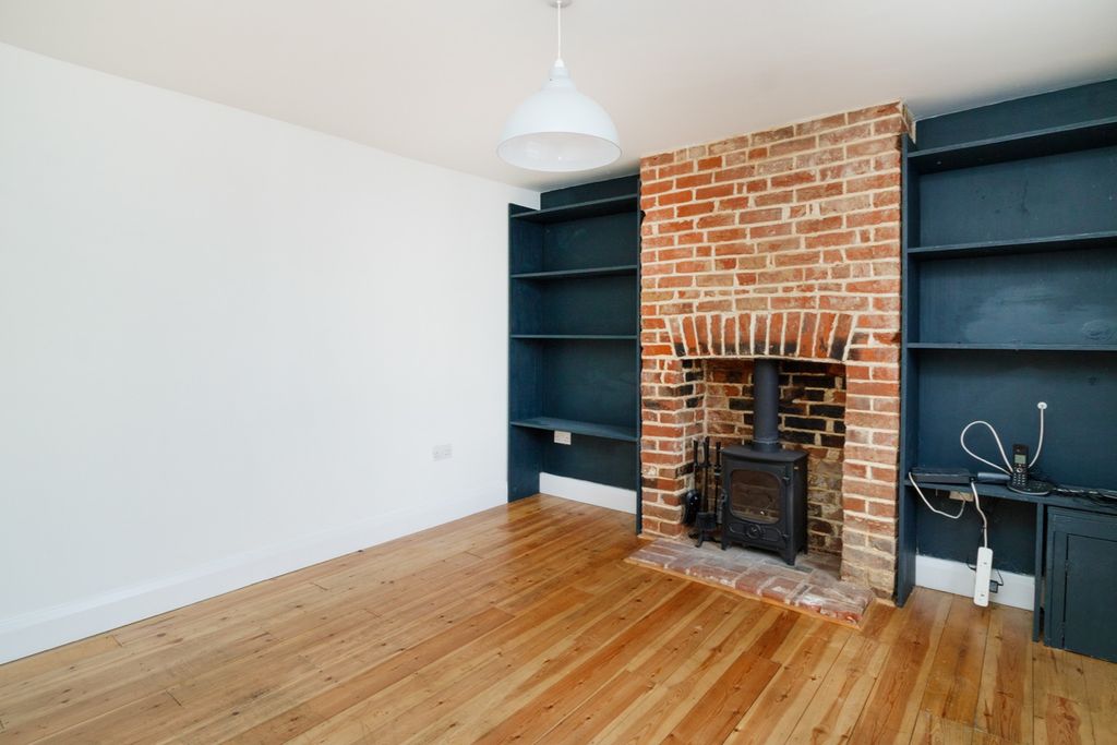 Property photo 3 of 13 1755186