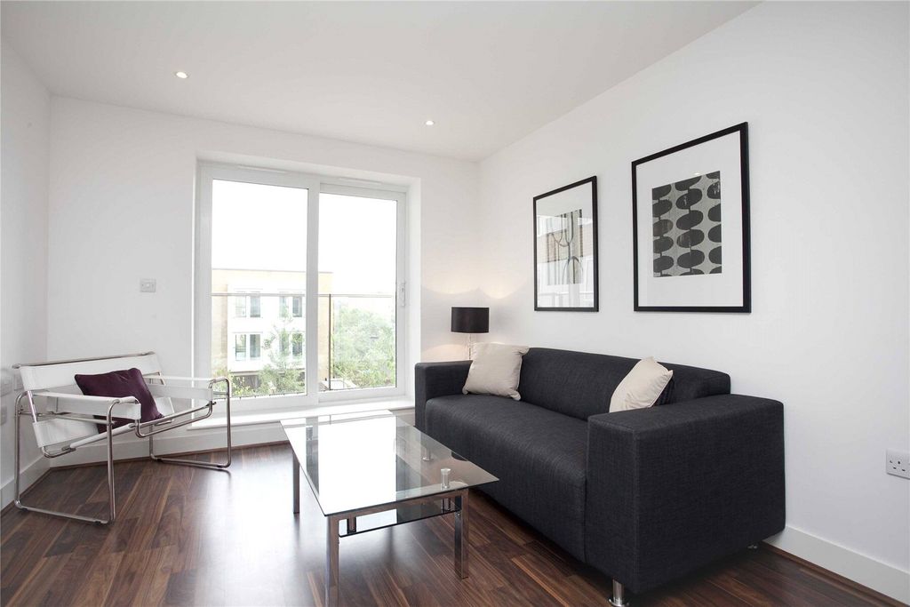 Property photo 2 of 9 Picture No. 07