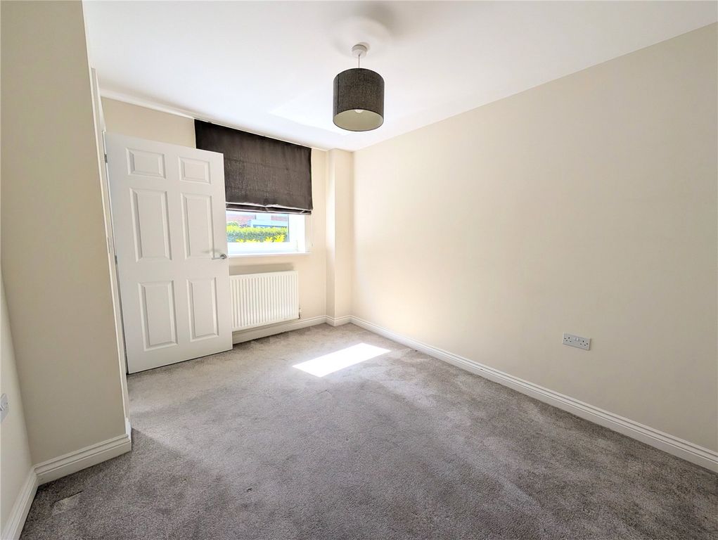 Property photo 3 of 5 Picture No. 20