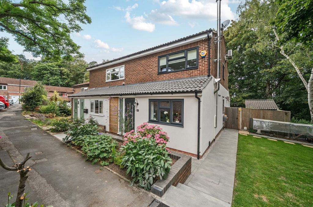 Property photo 1 of 15 1484276-1-6A451B3...