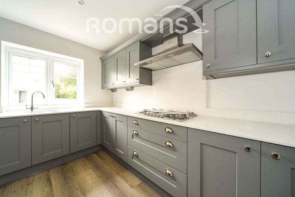 Property photo 3 of 12 A58E8B16-c02A-Ec11-B