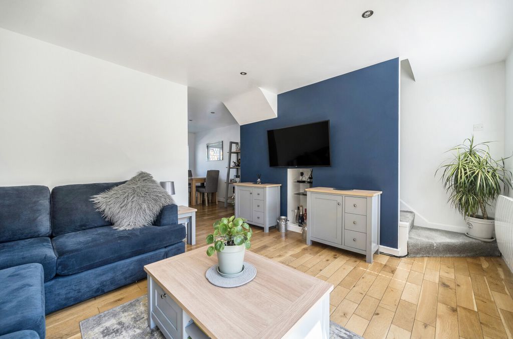 Property photo 3 of 17 1294213-5-68271E6...