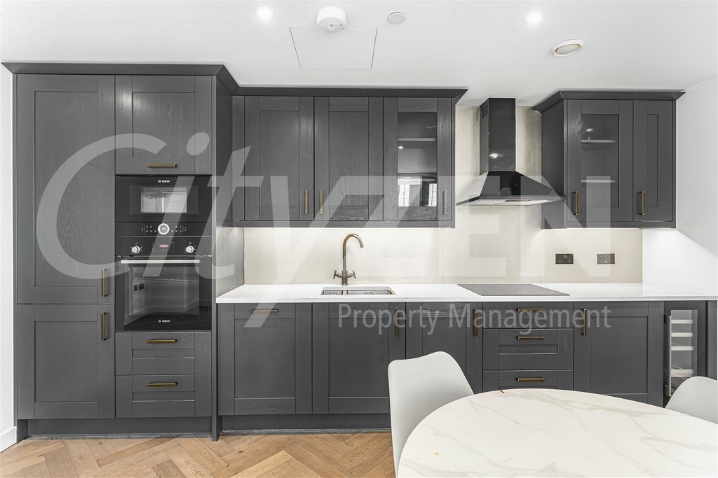 Property photo 2 of 17 Kitchen