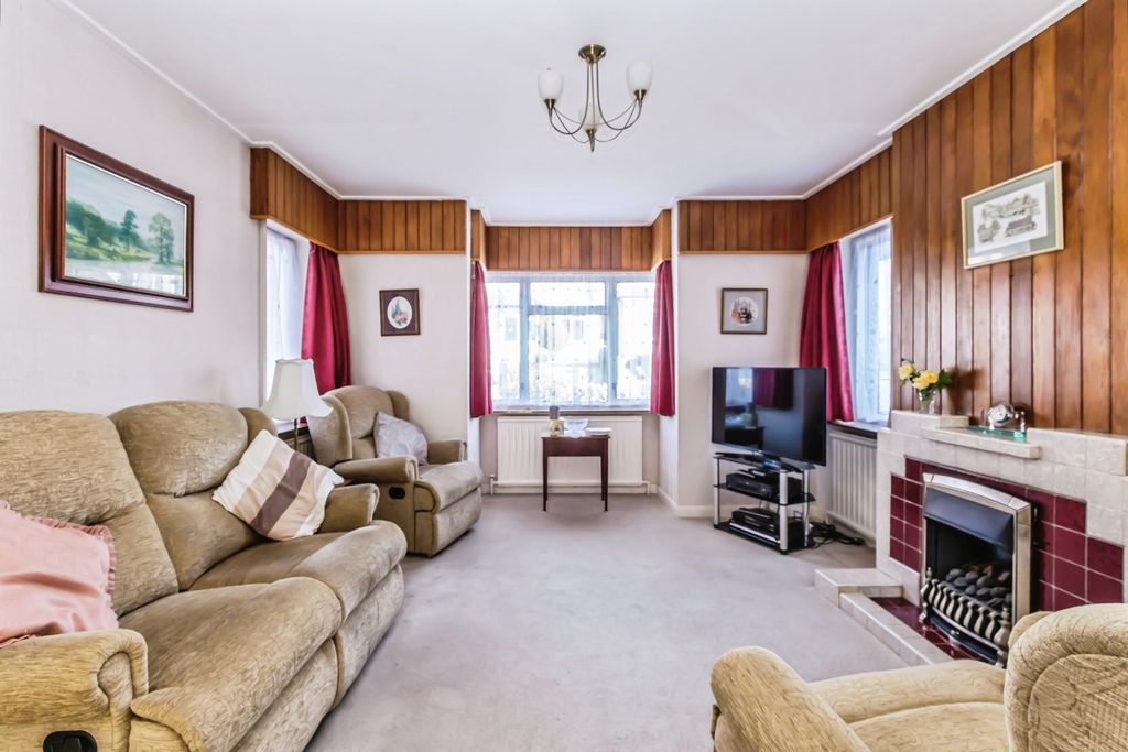 Property photo 2 of 16 Pbox-Img.Jpg