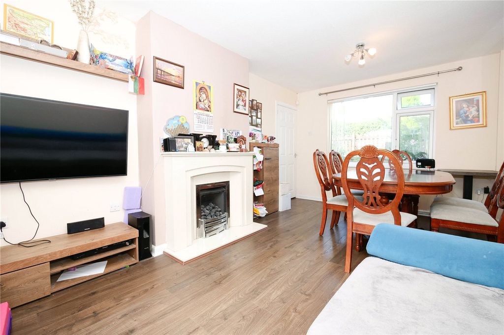Property photo 2 of 13 Picture No. 04