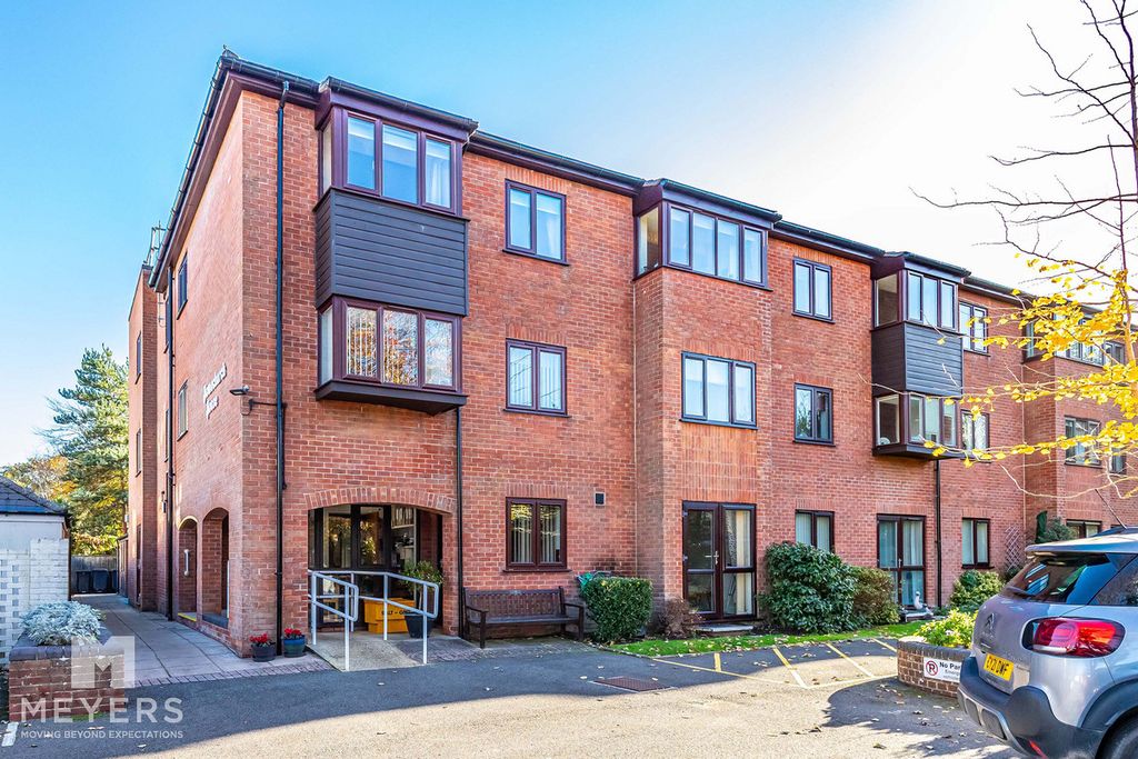 Property photo 1 of 17