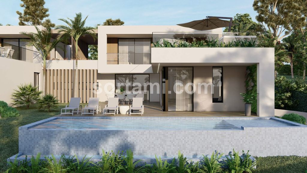 Property photo 2 of 36