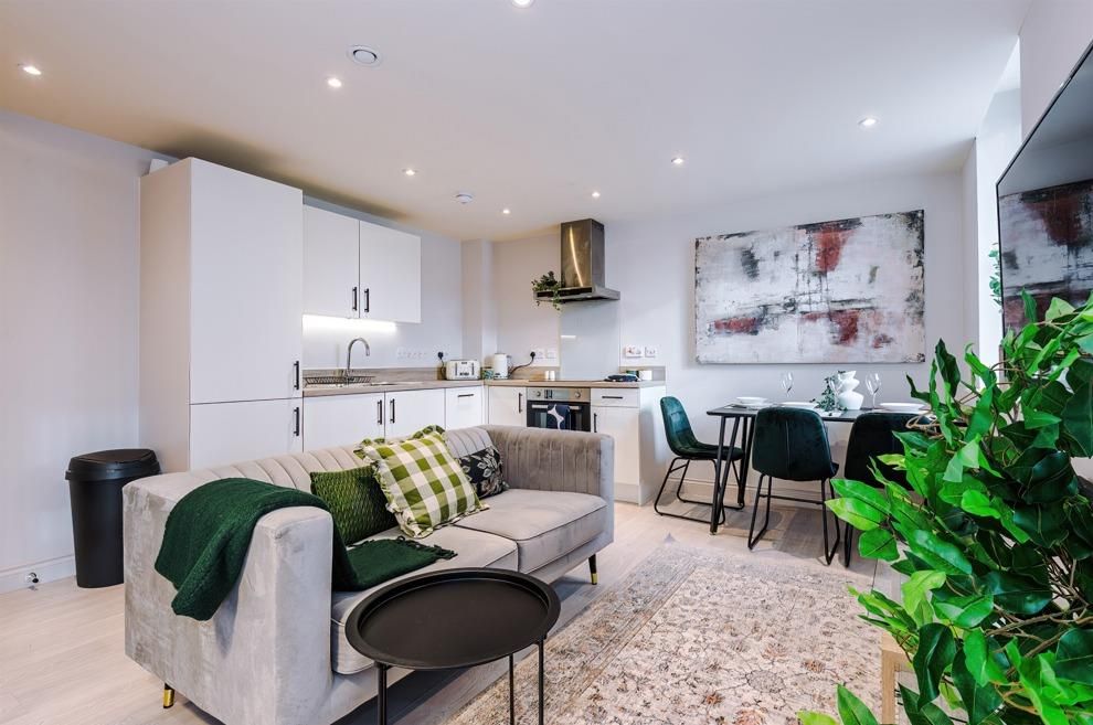 Property photo 2 of 10 Front Room.Jpg